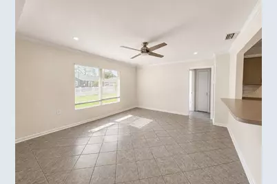 7301 N Dartmouth Avenue, Tampa, FL 33604 - Photo 9