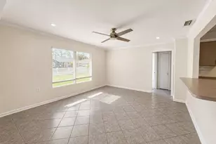 7301 N Dartmouth Ave, Tampa, FL 33604 - Photo 9