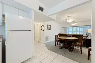 9945 47th Ave N, Saint Petersburg, FL 33708 - Photo 11