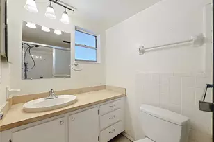 9945 47th Ave N, Saint Petersburg, FL 33708 - Photo 35