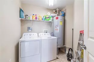 449 S 12th St, Tampa, FL 33602 - Photo 17