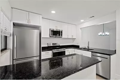 7828 Niagara Avenue #322, Tampa, FL 33617 - Photo 11