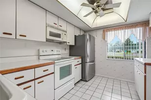 205 Martha Ln, Oldsmar, FL 34677 - Photo 15