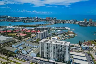 400 Island Way, Clearwater Beach, FL 33767 - Photo 1