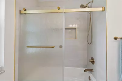4185 Whiting Drive SE, Saint Petersburg, FL 33705 - Photo 23