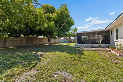 4185 Whiting Drive SE, Saint Petersburg, FL 33705 - Photo 37