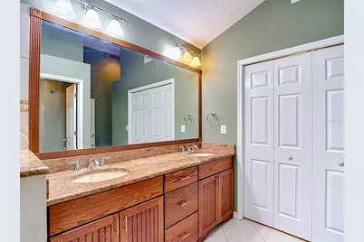 15886 Sanctuary Drive, Tampa, FL 33647 - Photo 43
