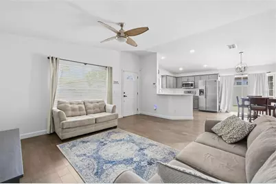 213 E Cluster Avenue, Tampa, FL 33604 - Photo 9