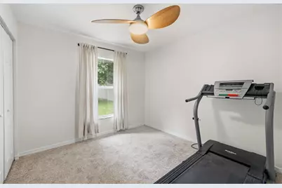 213 E Cluster Avenue, Tampa, FL 33604 - Photo 17
