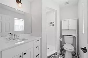 213 E Cluster Ave, Tampa, FL 33604 - Photo 11