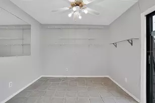 15217 W Pond Woods Dr, Tampa, FL 33618 - Photo 35