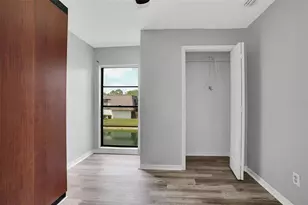 15217 W Pond Woods Dr, Tampa, FL 33618 - Photo 33