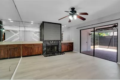15217 W Pond Woods Drive, Tampa, FL 33618 - Photo 7