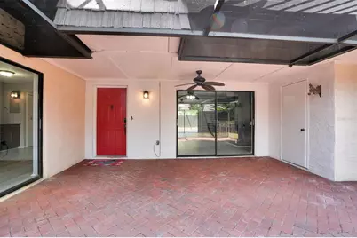 15217 W Pond Woods Drive, Tampa, FL 33618 - Photo 45