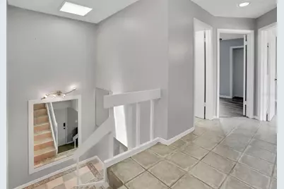 15217 W Pond Woods Drive, Tampa, FL 33618 - Photo 19
