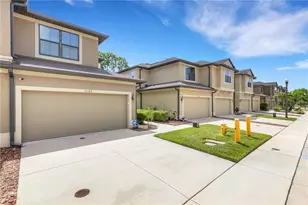 5166 Bay Isle Cir, Clearwater, FL 33760 - Photo 3