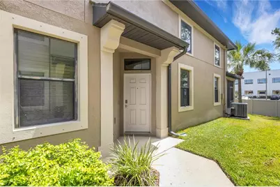 5166 Bay Isle Circle, Clearwater, FL 33760 - Photo 5