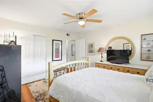 5895 18th St N, Saint Petersburg, FL 33714 - Photo 25