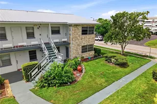 5895 18th St N, Saint Petersburg, FL 33714 - Photo 43