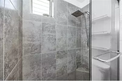 6210 4th Avenue S, Saint Petersburg, FL 33707 - Photo 21