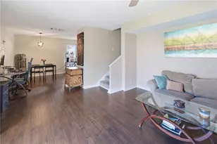 12414 Touchton Dr, Tampa, FL 33617 - Photo 9