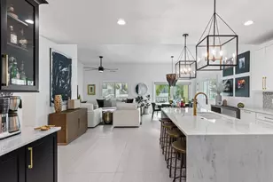 138 175th Ave E, Redington Shores, FL 33708 - Photo 13