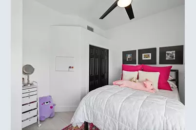 138 175th Avenue E, Redington Shores, FL 33708 - Photo 47