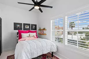 138 175th Ave E, Redington Shores, FL 33708 - Photo 33