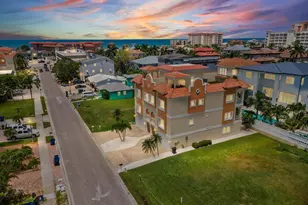 138 175th Ave E, Redington Shores, FL 33708 - Photo 1