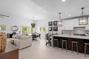 138 175th Ave E, Redington Shores, FL 33708 - Photo 15