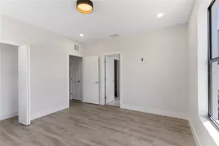 8456 Modano Pl, Tampa, FL 33614 - Photo 15
