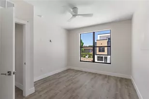 8456 Modano Pl, Tampa, FL 33614 - Photo 19