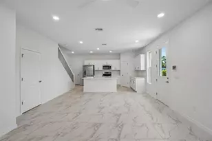 649 Silver Strm Ct, Brandon, FL 33511 - Photo 5