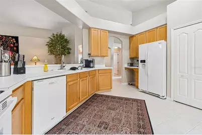 19308 Sandy Springs Circle, Lutz, FL 33558 - Photo 11