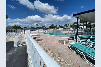 4851 W Gandy Boulevard #B10L30, Tampa, FL 33611 - Photo 13