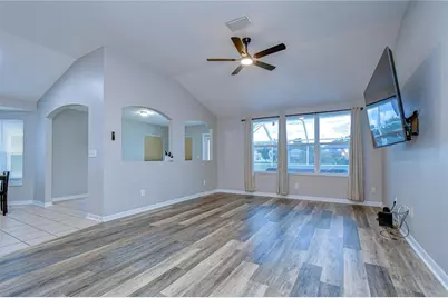 11117 Rodeo Lane, Riverview, FL 33579 - Photo 13