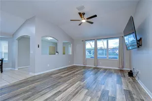 11117 Rodeo Ln, Riverview, FL 33579 - Photo 13