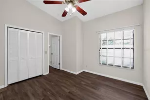 5024 Cypress Trace Dr, Tampa, FL 33624 - Photo 9