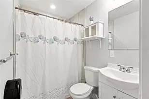 3745 1st Ave N, Saint Petersburg, FL 33713 - Photo 81