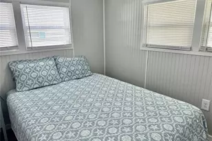 7214 Mt Fairfield Rd NE, Saint Petersburg, FL 33702 - Photo 7