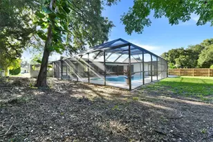 207 Dunbridge Dr, Palm Harbor, FL 34684 - Photo 37