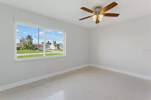4044 Headsail Dr, New Port Richey, FL 34652 - Photo 23