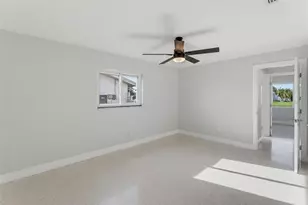 4044 Headsail Dr, New Port Richey, FL 34652 - Photo 19
