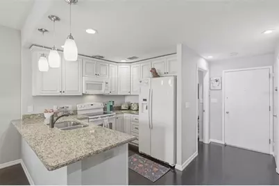 1 Beach Drive SE #1109, Saint Petersburg, FL 33701 - Photo 11