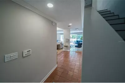 2939 W Knights Avenue, Tampa, FL 33611 - Photo 31