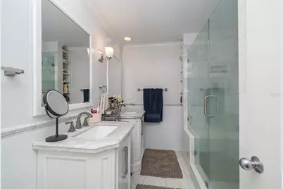 2939 W Knights Avenue, Tampa, FL 33611 - Photo 13