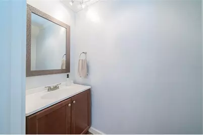 2939 W Knights Avenue, Tampa, FL 33611 - Photo 45