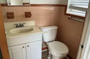 7360 111th St, Seminole, FL 33772 - Photo 15