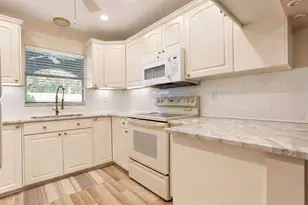 510 Palmer Cir, Palm Harbor, FL 34685 - Photo 13
