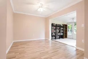 510 Palmer Cir, Palm Harbor, FL 34685 - Photo 23